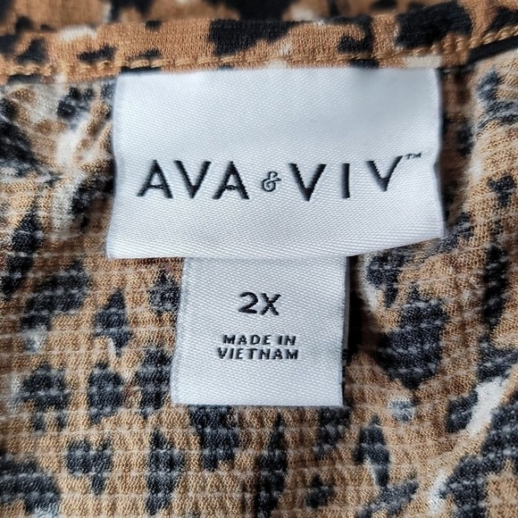 Ava & Viv Animal Print Blouse - Picture 8 of 9